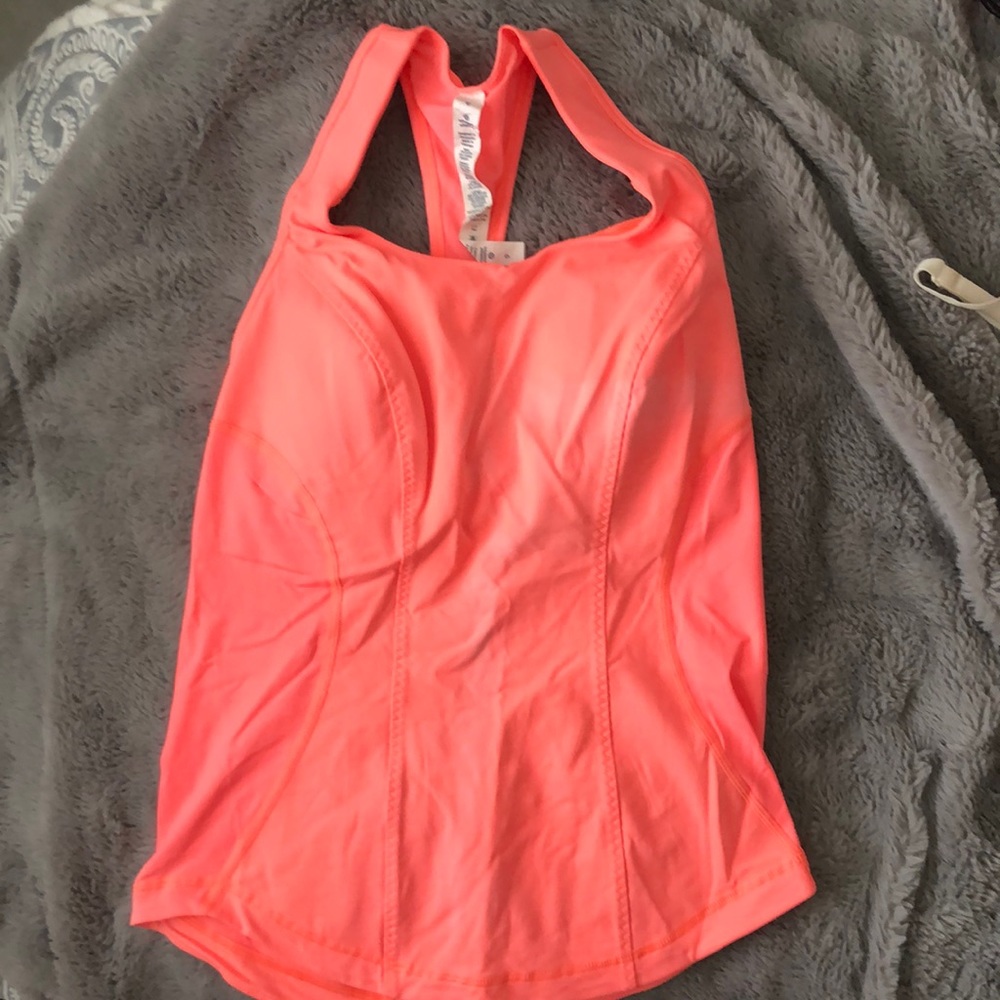 Lululemon tank